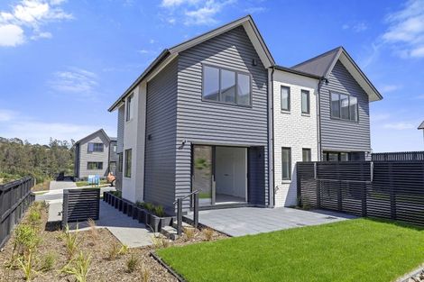 Photo of property in 39 Turtleback Avenue, Whitby, 5024
