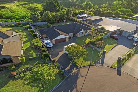 Photo of property in 33 Woodleigh Place, Ohauiti, Tauranga, 3112