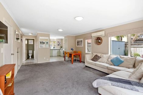 Photo of property in 2/137 Lakeside Drive, Orewa, 0931
