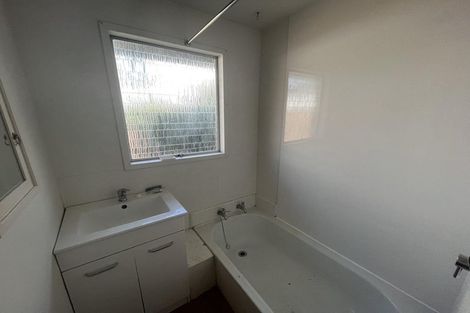 Photo of property in 9 Farnborough Street, Aranui, Christchurch, 8061