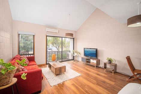 Photo of property in 2/164 Kilmore Street, Christchurch Central, Christchurch, 8013