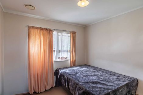 Photo of property in 23 Flaunty Place, West Harbour, Auckland, 0618