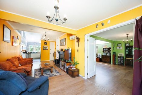 Photo of property in 124 Awahou Road South, Ashhurst, 4884
