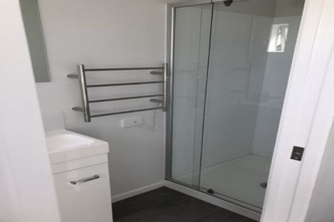 Photo of property in 17/10u Burrows Place, Frankton, Hamilton, 3204