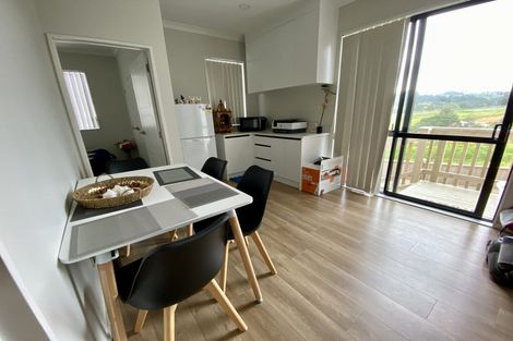 Photo of property in 32 Goodfellow Lane, Flat Bush, Auckland, 2019