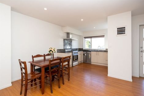 Photo of property in 1u3 June Place, Hamilton East, Hamilton, 3216