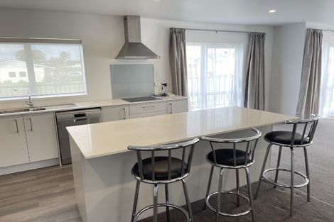 Photo of property in 6b Kirk Street, Waiuku, 2123