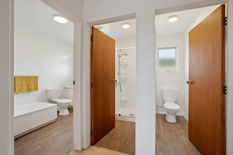 Photo of property in 11 Matai Street, Waikanae, 5036