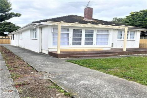 Photo of property in 16 Peck Street, Taita, Lower Hutt, 5011