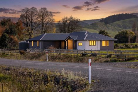 Photo of property in 21 Latha Grove, Woodville, 4999