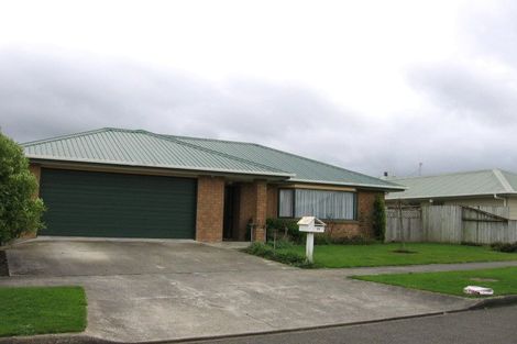 Photo of property in 22 Parnell Heights Drive, Kelvin Grove, Palmerston North, 4414