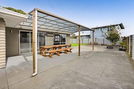 Photo of property in 51b Dixon Avenue, Hawera, 4610