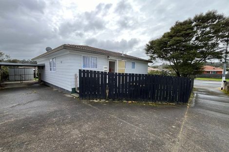 Photo of property in 220 Waitemata Drive, Ranui, Auckland, 0612