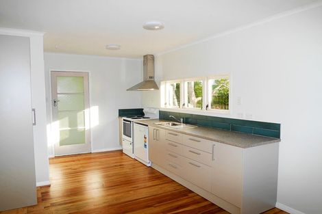 Photo of property in 12 Arawhata Road, Paraparaumu, 5032