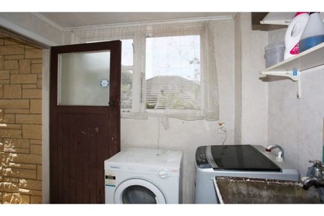 Photo of property in 5 Hooks Road, Manurewa, Auckland, 2102