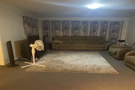 Photo of property in 50 Sycamore Drive, Sunnynook, Auckland, 0620