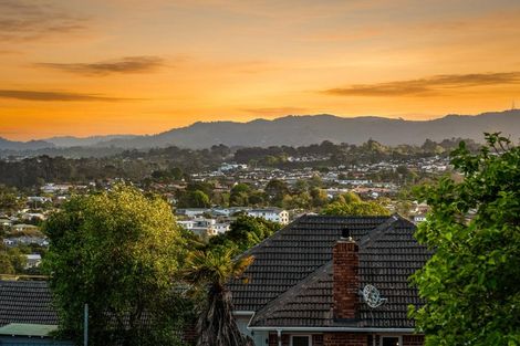 Photo of property in 72 Don Buck Road, Massey, Auckland, 0614
