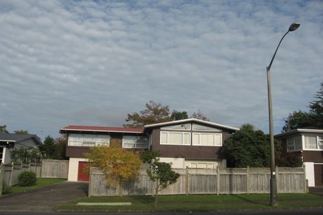 Photo of property in 33 Cascades Road, Pakuranga Heights, Auckland, 2010