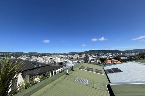 Photo of property in 8 Doctors Common, Mount Victoria, Wellington, 6011