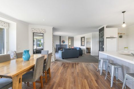 Photo of property in 43 Glade Park Lane, Shannon, Palmerston North, 4474