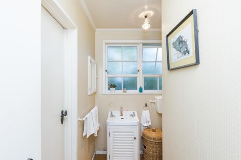 Photo of property in 40 Clifton Terrace, Fitzherbert, Palmerston North, 4410