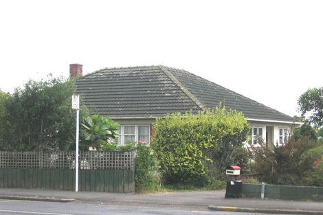 Photo of property in 3151 Great North Road, New Lynn, Auckland, 0600