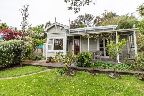 Photo of property in 11 Levina Avenue, Aro Valley, Wellington, 6021