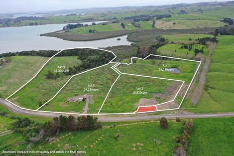 Photo of property in 186 Metcalfe Road, Matakohe, 0593