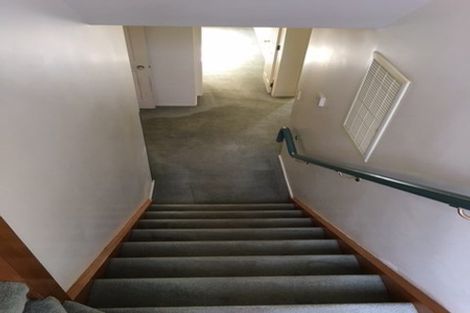 Photo of property in 31 The Crowsnest, Whitby, Porirua, 5024