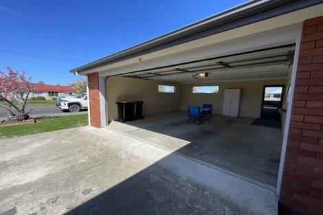 Photo of property in 6 Queen Street, Winton, 9720