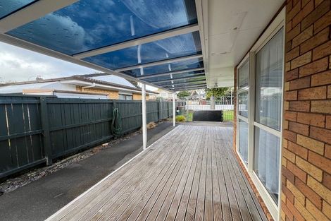 Photo of property in 329 Great South Road, Papakura, 2110