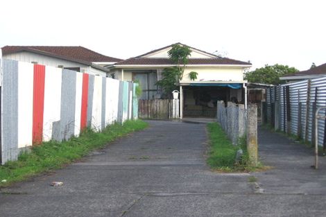 Photo of property in 2/16 Hillman Place, Ranui, Auckland, 0612