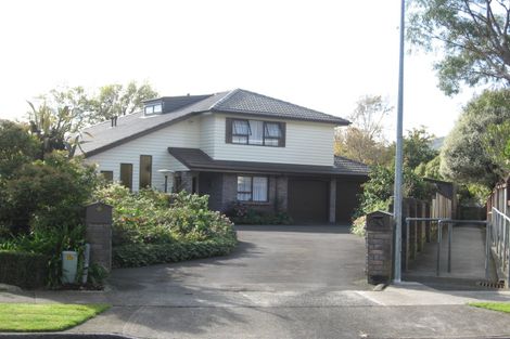 Photo of property in 30 Mcenroe Grove, Naenae, Lower Hutt, 5011