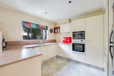 Photo of property in 69b Church Road, Taradale, Napier, 4112