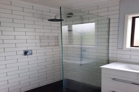 Photo of property in 1/17 Bayswater Avenue, Bayswater, Auckland, 0622