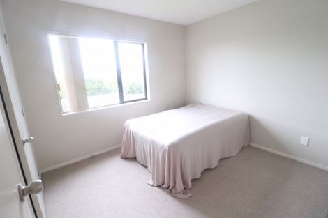 Photo of property in 12 Riverglade Parkway, Te Atatu South, Auckland, 0610