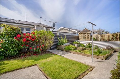 Photo of property in 98 Park Street, Winton, 9720