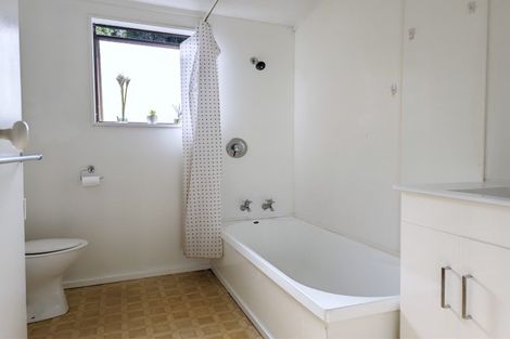 Photo of property in 24f2 Akatea Street, Berhampore, Wellington, 6023