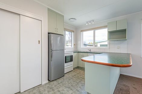 Photo of property in 18 Acacia Street, Kelvin Grove, Palmerston North, 4414