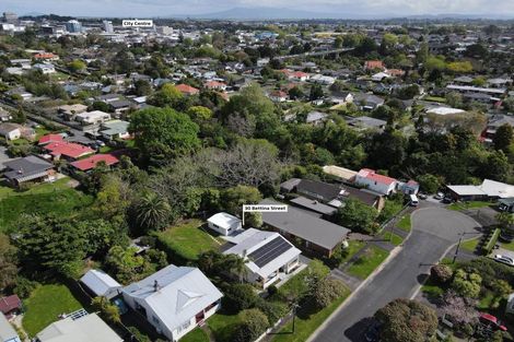 Photo of property in 30 Bettina Road, Fairfield, Hamilton, 3214