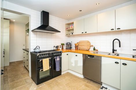 Photo of property in 51 Amesbury Drive, Churton Park, Wellington, 6037