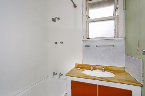 Photo of property in 82 Marne Road, Papakura, 2110