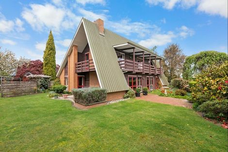 Photo of property in 14 Oakden Drive, Darfield, 7510