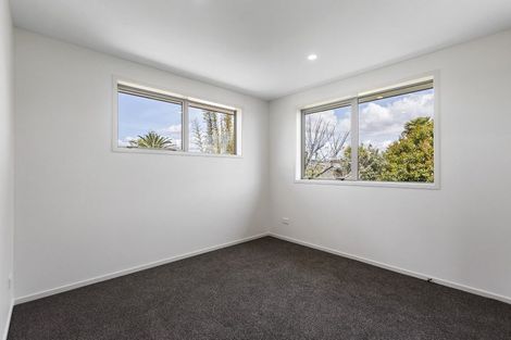 Photo of property in 47c Lynwood Road, New Lynn, Auckland, 0600
