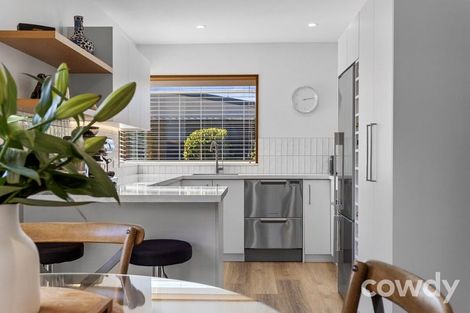 Photo of property in 10 Blair Avenue, Papanui, Christchurch, 8053