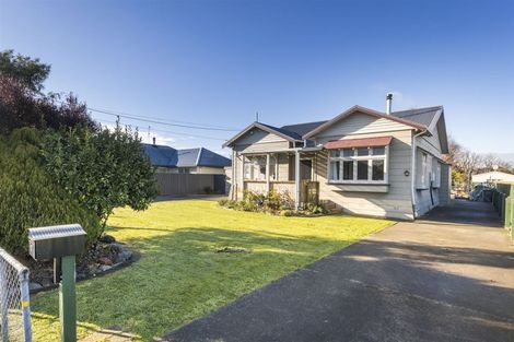 Photo of property in 17 Carthew Street, Feilding, 4702