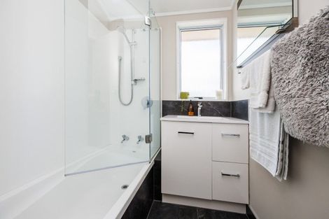 Photo of property in 10 Pirinoa Street, Feilding, 4702