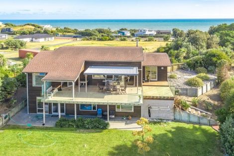 Photo of property in 36 Longbeach Drive, Castlecliff, Whanganui, 4501