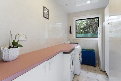 Photo of property in 33 Leistrella Road, Hoon Hay, Christchurch, 8025