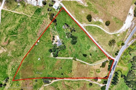 Photo of property in 218 State Highway 12, Brynderwyn, Maungaturoto, 0587